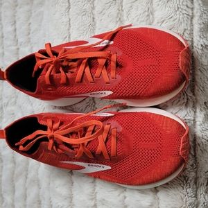 Brooks Levitate 4